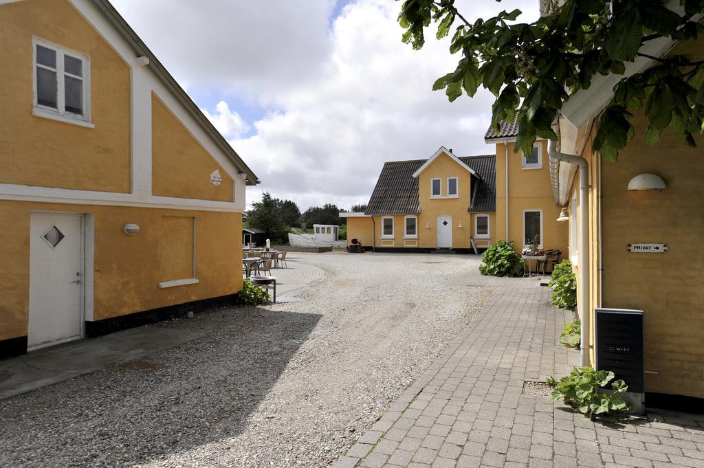 Lonstrup Strandhotel Exterior photo